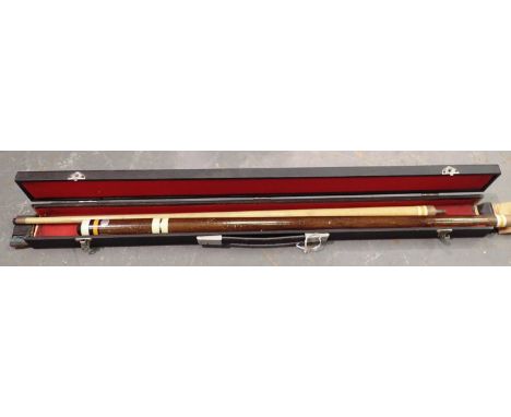 Cased two piece pool cue. P&amp;P Group 2 (£18+VAT for the first lot and £3+VAT for subsequent lots) 