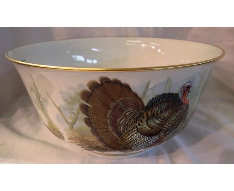 Franklin porcelain large turkey bowl, D: 25 cm. P&amp;P Group 2 (£18+VAT for the first lot and £3+VAT for subsequent lots) 