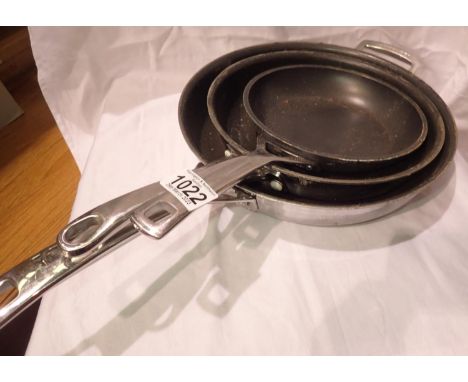 Set of three graduated Le Creuset frying pans, largest D: 35 cm. P&amp;P Group 3 (£25+VAT for the first lot and £5+VAT for su