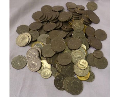 Collection of Irish pre Euro coins. P&amp;P Group 1 (£14+VAT for the first lot and £1+VAT for subsequent lots) 