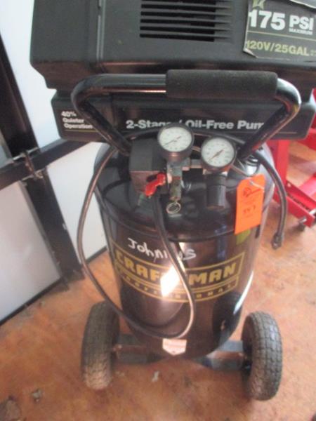  Air  Compressor  Portable Craftsman Proffessional Black  