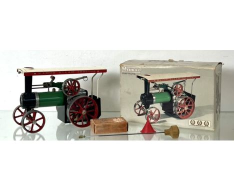 A boxed Mamod TE 1a live steam Steam Tractor traction engine - complete with steering rod and red plastic funnel, plus a Mamo