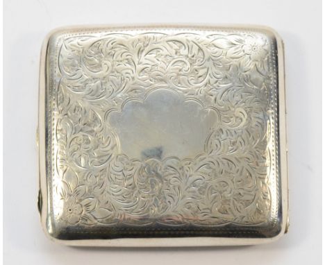 A silver cigarette case, Chester 1925, 8.5x9cm, 100gm.