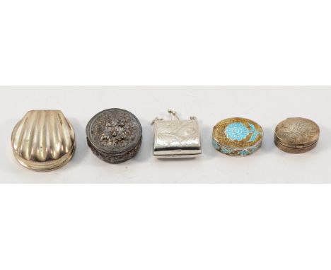 A 925 silver and enamel pill box, together with three other 925 silver pill boxes, and one unmarked, 66gm (5)