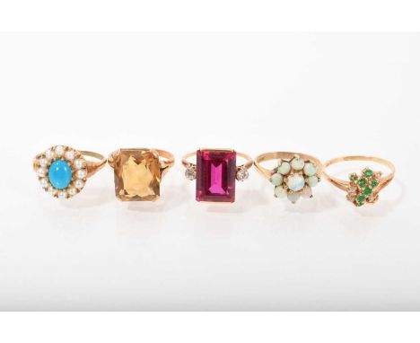 Five gold and gem set dress rings to include 14ct gold emerald and dimaond cluster, Victorian style 9ct gold turquoise and se