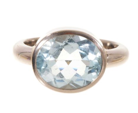 Handmade aquamarine single stone ring with an oval mixed cut aquamarine measuring approximatley 11.8mm x 9.9mm x 5.8mm, in a 