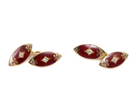 Pair of good quality Edwardian 18ct gold diamond and enamel cufflinks each marquise shaped panel with a central old cut diamo