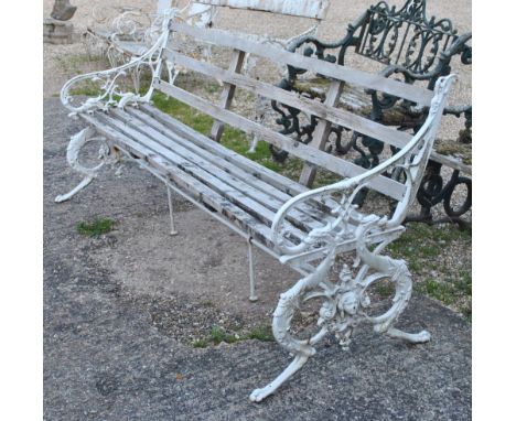 A classic Coalbrookdale cast iron Italian design garden bench, 185 cm Condition Report No damage or repairs