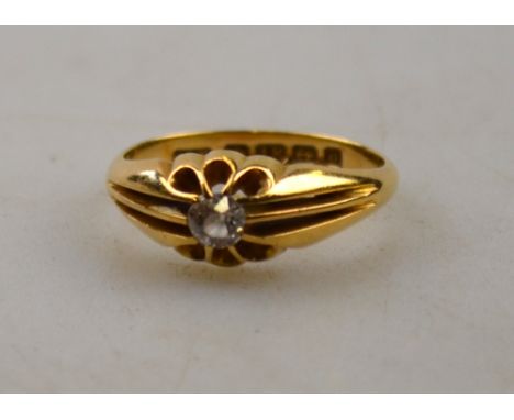 A single stone old cut diamond claw-set 18ct yellow gold ring Condition Report Claws worn
