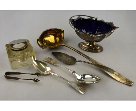 A silver sugar basin in the Adam style, with swing handle and blue glass liner, on stemmed foot, Birmingham 1963, to/w a silv