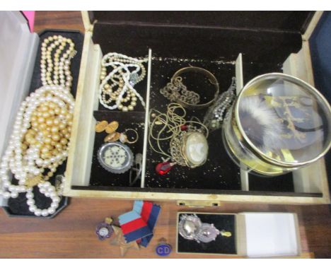 Mixed costume jewellery, together with 9ct gold cufflinks, ring, medals and other items 