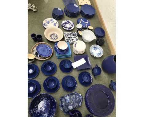 Qty of decorative china and pottery, mainly navy & blue and white, inc. kitchenalia cups and saucers, bowls etc.