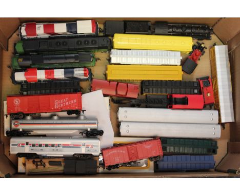 A collection of gauge HO American locomotives, coaches and goods rolling stock, including a Lionel diesel locomotive 2570 Eri