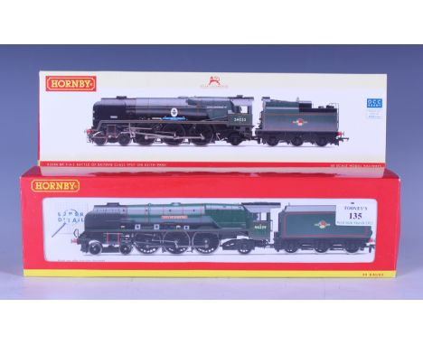 Two Hornby gauge OO locomotives and tenders, comprising R.2312 'City of Chester' and R.2586 34053 'Sir Keith Park', both boxe