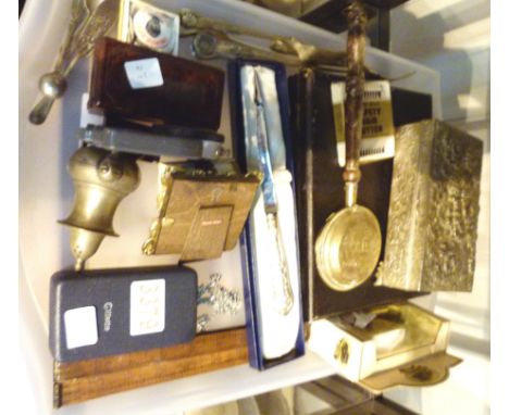 Tray of mixed collectables including a silver Masonic knife and micrometer