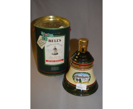 Wade Bells Whiskey Decanter & Tin Christmas 1989