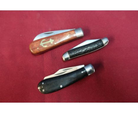 Three vintage pocket knives, two two bladed and one single bladed (3) 