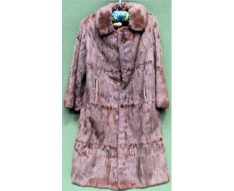 Vintage fur coat with Ellis Barker label

used condition 