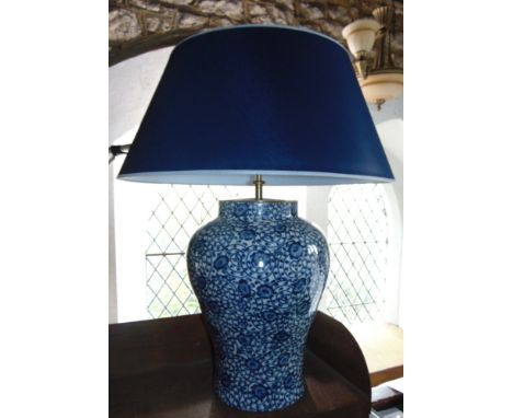 Large Chinese blue and white porcelain baluster table lamp in Lacanche manner, with modern blue and white conical shade, the 