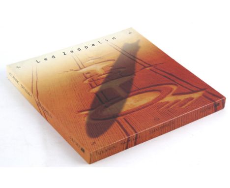 Vinyl records - Led Zeppelin 6 LP and booklet set Atlantic 7567-82144-1, Condition Report:  split ti box, residue of foam pad