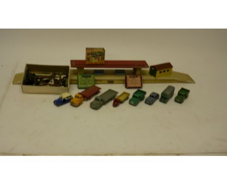 Dublo Dinky Toys and Other OO Gauge Railway Accessories, DDT's' including boxed Austin Taxi, unboxed Bedford Artic truck and 