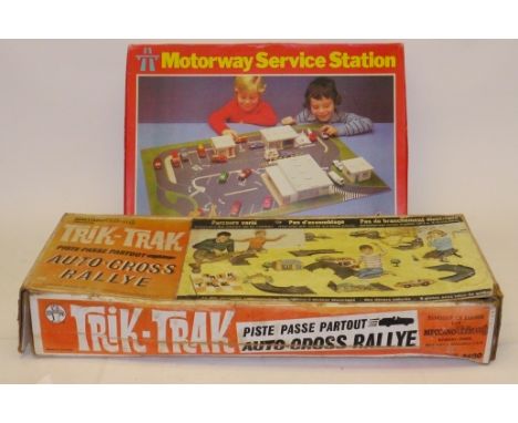 Post-war and Modern Garages and Racing Games, A boxed group comprising, Juyco 501 Estacion de Servicio (damaged), Casdon 228 