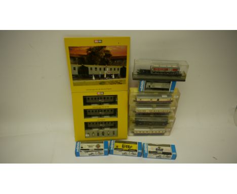 Marklin Trix and Brawa HO Gauge Continental Rolling Stock, comprising Marklin 3-wagon SNCF set ref 47894, four individual van