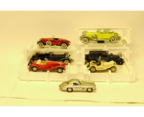 Franklin Mint 1:24 Scale Models,  A group of 1980s vintage private vehicles comprising, 1930 Bugatti Royal Coupe Napoleon, 19