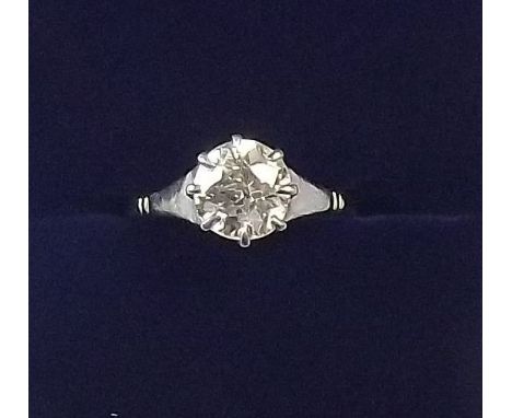 A solitaire diamond ring set in 18 carat white gold - size I - 1.1carats
