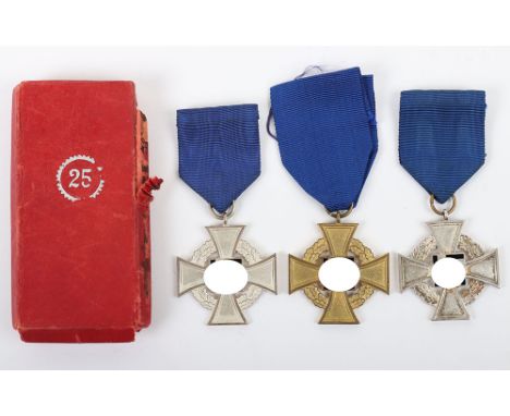 Third Reich 40 Year Faithful Service Decoration, good example of gilt metal award with black enamel swastika to the centre of