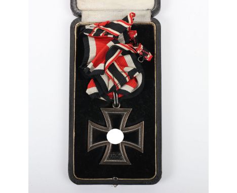 1939 Knights Cross of the Iron Cross, good quality post war made example of a Knights Cross of the Iron Cross which is stampe