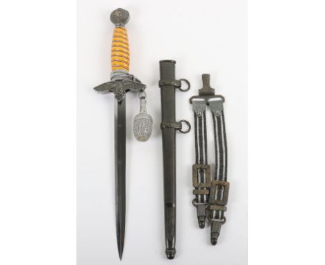 WW2 German Luftwaffe 2nd Pattern Officers Dress Dagger by Anton Wingen Jr, Solingen, fine example with a yellow / orange grip