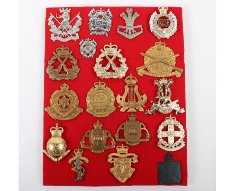Australian Military Badges, mostly EIIR period, including Prince of Wales Light Horse, Australian Tank Regiment, The Hindmars