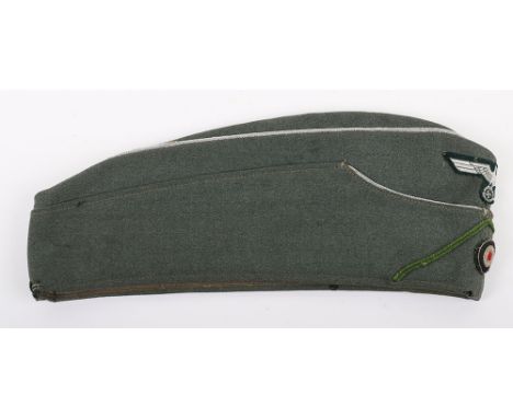 WW2 German Army Mountain Troops (Gebirgsjäger) Officers Overseas / Side Cap, interesting lightweight field grey cloth officer