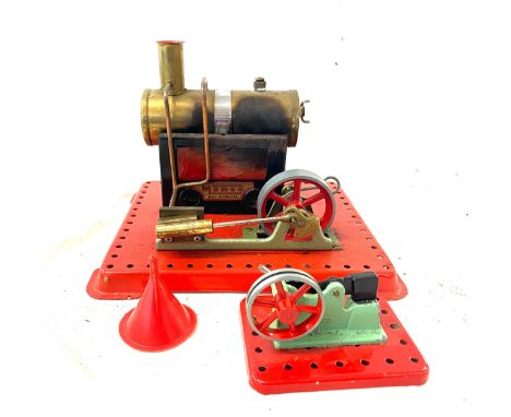 Vintage stationary Mamod engine 