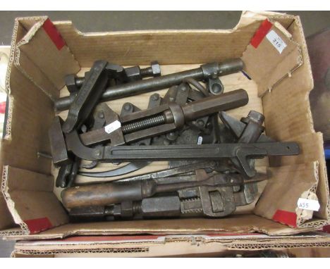 Box quantity various Automotive/engineering tools