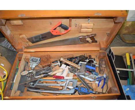 CASE OF ASSORTED TOOLS