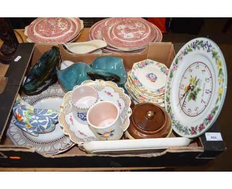 ONE BOX VARIOUS CHINA TO INCLUDE POOLE POTTERY MUG, VARIOUS TABLE WARES, WALL CLOCK ETC