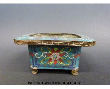 An 18th/19thC Chinese cloisonne planter (length 12cm)