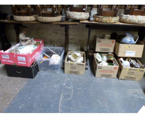 A quantity of ceramics to include bowls, jugs, plates, Royal Worcester etc