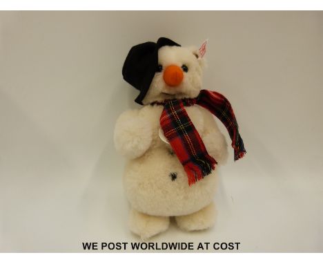 Steiff Original Teddy Bear 'Snowman', 036101, with white mohair, button to ear, tags and certificate 434/1500 21cm tall, in  