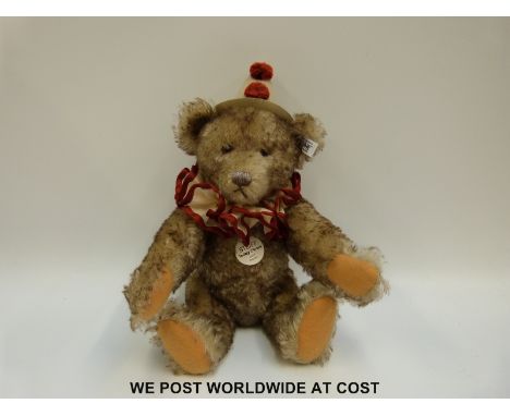 Steiff Original 'Teddy Clown 1926', 404214, with tipped mohair, button to ear, tags and certificate 2864/3000, 32cm tall, in 