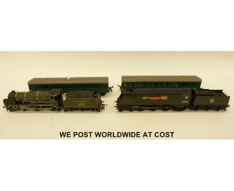 Three Hornby 00 gauge locomotives, 4-6-2 'Boscastle' Golden Arrow Limited edition, 4-6-0 'Repton' 926 and an S10575 two part 
