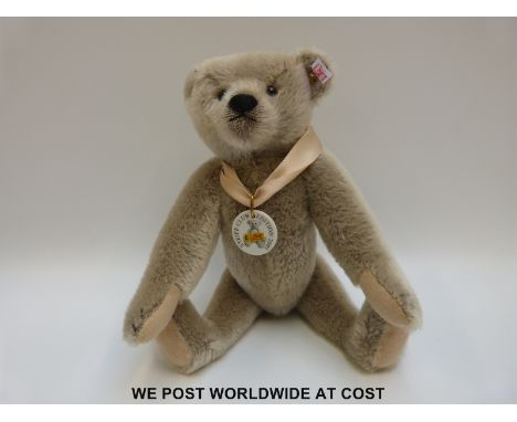 Steiff Original Club Edition 2005 'Richard Steiff Teddy Bear', 420467, with grey mohair, button to ear, tags and certificate 