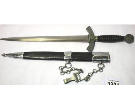 German Third Reich period Luftwaffe dagger, first model 1934-5, the blade named to PD LUNESCHLOSS, SOLINGEN, with leather and