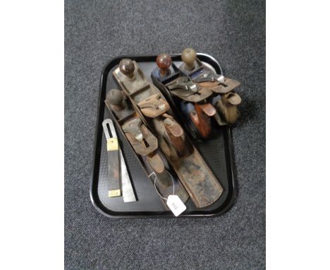 Four vintage woodworking planes including Record, Stanley etc