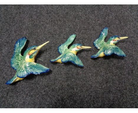 A set of three Beswick Kingfishers model 729/2, 729 &amp; 729/1. (3) CONDITION REPORT: There are no signs of repairs, restora