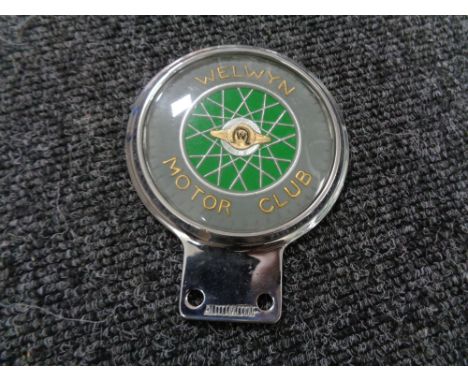 A vintage motor car badge - Welwyn motor club 