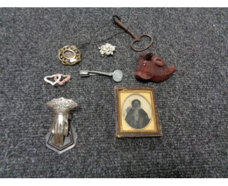 A small quantity of collectables including Victorian photograph, carved pipe head in the form of a bull, antique key, Mournin