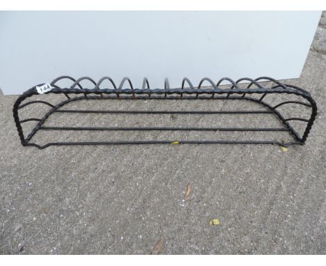 Wire Wall Mounted Basket Planter 